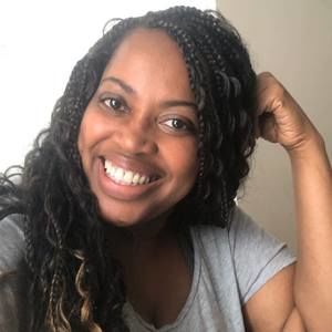 Meet your Posher, Desiree